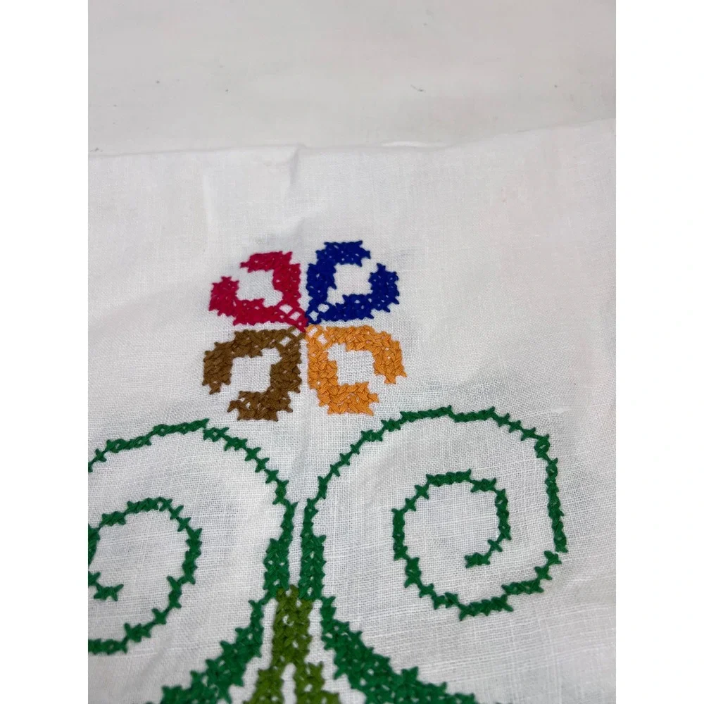 Vintage Embroidered Floral Linen Table Runner Colorful Cross Stitch 36